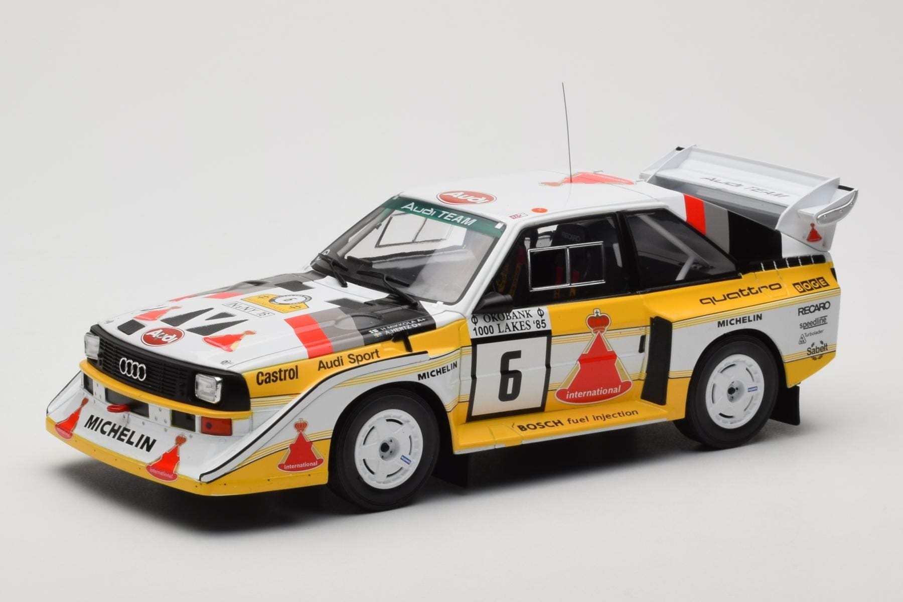 Audi Sport Quattro S1 E2 #6 H. Mikkola / A. Hertz Rally 1000 Lakes 1985 IXO 1:18 18RMC161B Diecast