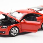 Audi TT 8J Red Metallic Minichamps 1:18 - image 2 of 8