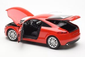 Audi TT 8J Red Metallic Minichamps 1:18 100015021 Diecast — photo 5 of 8