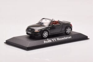 Audi TT 8N Roadster Grey Minichamps 1:43 430017235 Diecast — photo 2 of 4