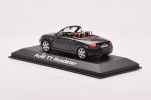 Audi TT 8N Roadster Grey Minichamps 1:43 430017235 Diecast — photo 3 of 4