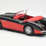 Austin-Healey 3000 Mk I Spider Black Red Kyosho 1:18 08141KR - image 7 of 8