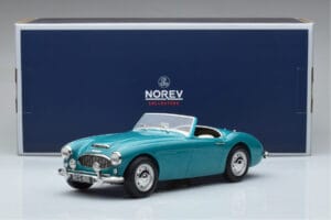 Austin-Healey 3000 Mk1 Roadster Norev 1:18 182600 Diecast — photo 6 of 6