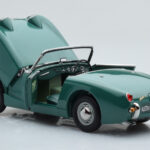 Austin-Healey Sprite Green Kyosho 1:18 - image 3 of 8