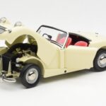 Austin-Healey Sprite Mk I Open Old English White Kyosho 1:18 08953EW - image 2 of 8
