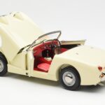 Austin-Healey Sprite Mk I Open Old English White Kyosho 1:18 08953EW - image 5 of 8
