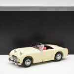 Austin-Healey Sprite Mk I Open Old English White Kyosho 1:18 08953EW - image 8 of 8