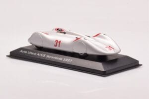 Auto Union Stromlinie #31 AVUS 1937 Silver Minichamps 1:43 5030900503 Diecast — photo 3 of 4