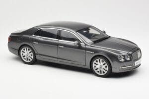 Bentley Flying Spur W12 Granite Grey Kyosho 1:18 08891GN Diecast — photo 6 of 8