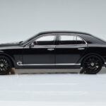 Bentley Mulsanne W.O. Edition By Mulliner Black Almost Real 1:18 - image 5 of 11