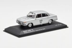 BMW 2000 Ti #17 J. Ickx / C. van Ophem Winners 24 Hours of Spa 1966 Minichamps 1:43 400662517 Diecast — photo 2 of 4
