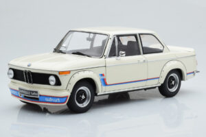 BMW 2002 Turbo White Kyosho 1:18