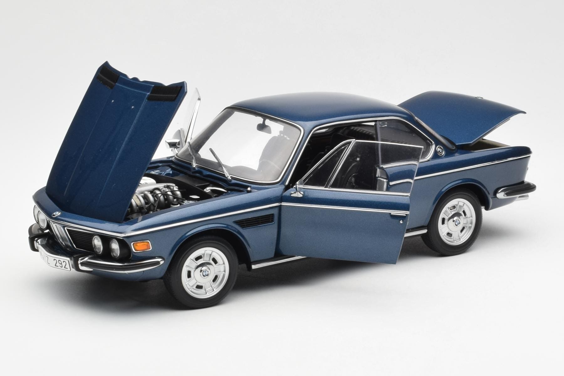 BMW 3.0 CSi E9 Blue Metallic AUTOart 1:18 70672 Diecast — photo 2 of 8