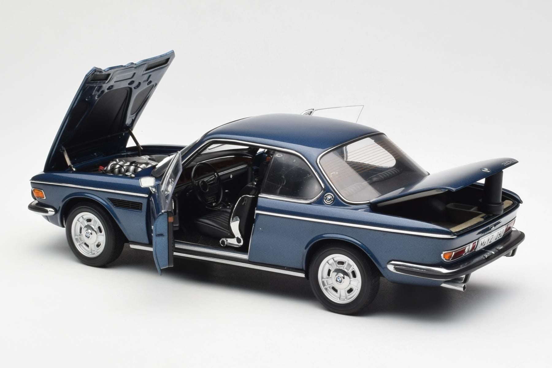 BMW 3.0 CSi E9 Blue Metallic AUTOart 1:18 70672 Diecast — photo 5 of 8