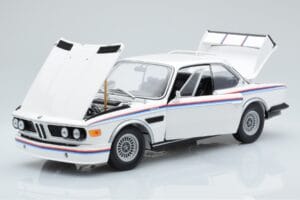 BMW 3.0 CSL E9 White Dealer Edition Minichamps 1:18 80435A5D020 Diecast — photo 2 of 7