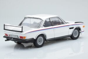 BMW 3.0 CSL E9 White Dealer Edition Minichamps 1:18 80435A5D020 Diecast — photo 3 of 7