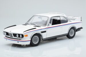 BMW 3.0 CSL E9 White Dealer Edition Minichamps 1:18