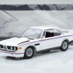 BMW 3.0 CSL E9 White Dealer Edition Minichamps 1:18 - image 7 of 7