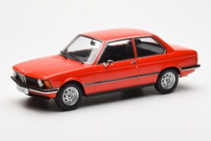 BMW 318 E21 Red KK-Scale 1:18 KKDC180041