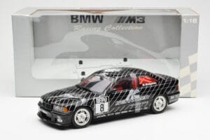 BMW 320i E36 STW #8 J. Winkelhock 1998 UT Models 1:18 39845 Diecast — photo 6 of 6