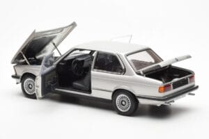 BMW 323i E21 Aspen Silver AUTOart 1:18 80430433552 Diecast — photo 5 of 8