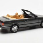 BMW 325i E30 Cabriolet Achat Green Otto 1:18 - image 2 of 6