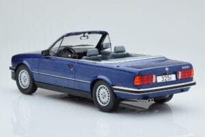 BMW 325i E30 Convertible Blue MCG 1:18 MCG18381 Diecast — photo 4 of 5