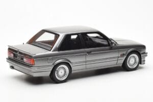 BMW 325i E30 Grey Metallic Otto 1:18 OT571 Resin — photo 2 of 6