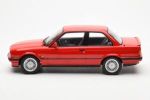 BMW 325i E30 Red Norev 1:18 183202 Diecast — photo 3 of 6