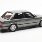 BMW 325i E30 Sedan Dolphin Grey Otto 1:18 - image 2 of 6