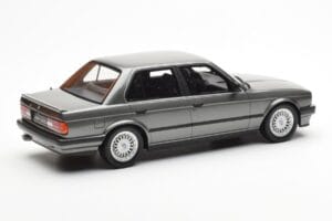 BMW 325i E30 Sedan Dolphin Grey Otto 1:18 OT819 Resin — photo 2 of 6