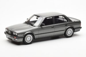 BMW 325i E30 Sedan Dolphin Grey Otto 1:18 OT819