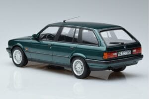 BMW 325i E30 Touring Green Metallic Norev 1:18 183219 Diecast — photo 5 of 6