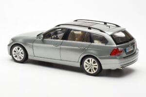 BMW 330i E91 Touring Grey Metallic Kyosho 1:18 80430394359 Diecast — photo 7 of 8