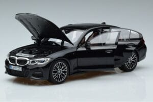 BMW 330i G20 Black Metallic Norev 1:18 183277 Diecast — photo 2 of 7