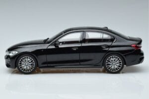 BMW 330i G20 Black Metallic Norev 1:18 183277 Diecast — photo 4 of 7