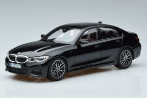 BMW 330i G20 Black Metallic Norev 1:18 183277 Diecast