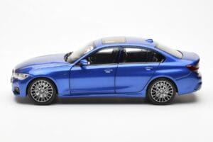 BMW 330i G20 Portimao Blue Metallic Norev 1:18 80432450999 Diecast — photo 4 of 8