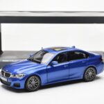 BMW 330i G20 Portimao Blue Metallic Norev 1:18 - image 8 of 8