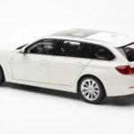 BMW 335i F31 Touring Alpine White Paragon 1:18 - image 7 of 8