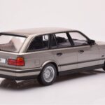 BMW 530i E34 Touring Grey Metallic MCG 1:18 - image 2 of 6