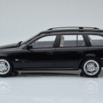 BMW 540 E39 Touring M Package Black Otto 1:18 - image 3 of 6