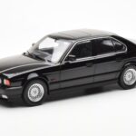 BMW 540i E34 Black Metallic MCG 1:18