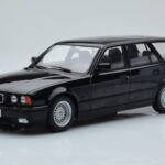 BMW 540i E34 Touring Black Metallic MCG 1:18