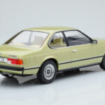 BMW 628 CSi E24 Light Green MCG 1:18 - image 2 of 5