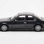 BMW 635 CSi E24 Diamant Black Metallic AUTOart 1:18 - image 4 of 8