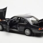 BMW 635 CSi E24 Diamant Black Metallic AUTOart 1:18 - image 5 of 8