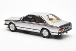 BMW 635 CSi E24 Silver Otto 1:18 OT313 Resin — photo 5 of 6