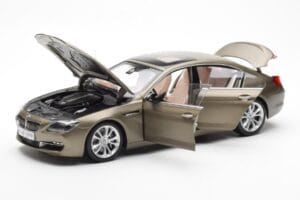 BMW 650i F06 Gran Coupe Frozen Bronze Metallic Paragon 1:18 80432218742 Diecast — photo 2 of 8