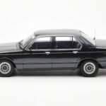 BMW 733i E23 Black Metallic KK-Scale 1:18 - image 3 of 6